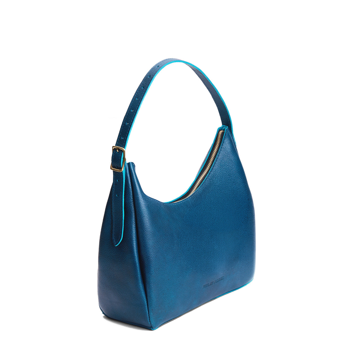Caspian*Medium | U-shaped, flat-bottomed leather shoulder bag with adjustable strap