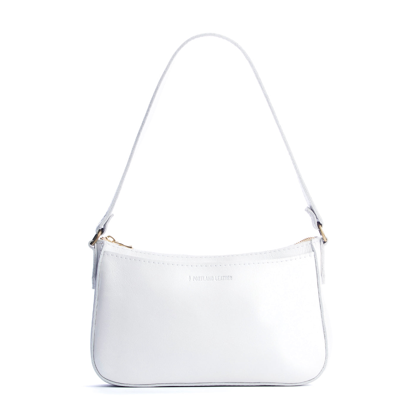 Pearl*Small | Petite bean shaped shoulder bag with a zipper closure