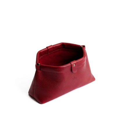Chili Red | Leather pouch with frame top closure and leather pull tab