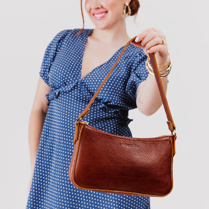 Nutmeg*Small | Petite bean shaped shoulder bag with a zipper closure