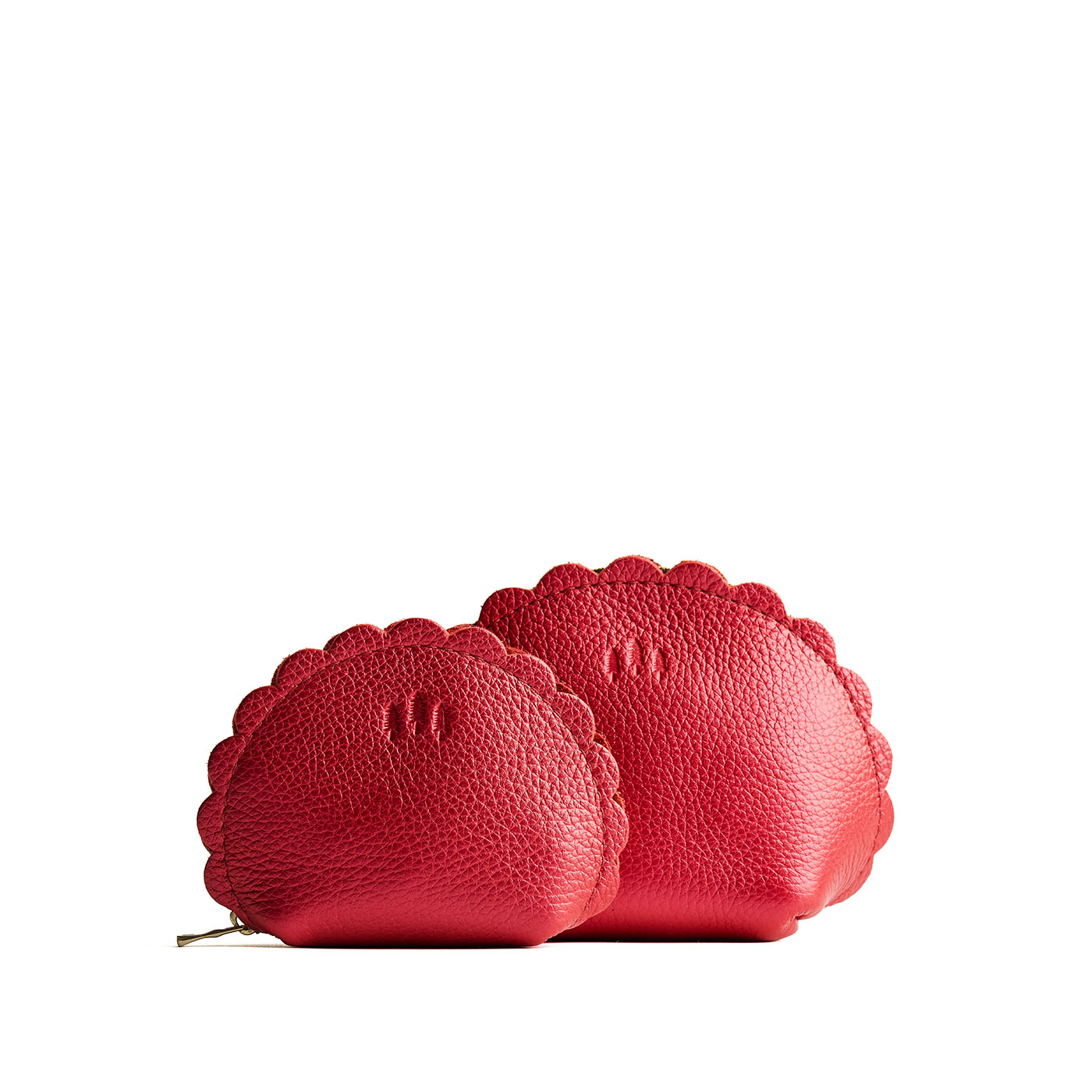 Reba Red | Curved leather pouch with zipper and scalloped edges