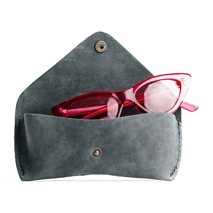 Storm | Leather sunglasses case with snap closure