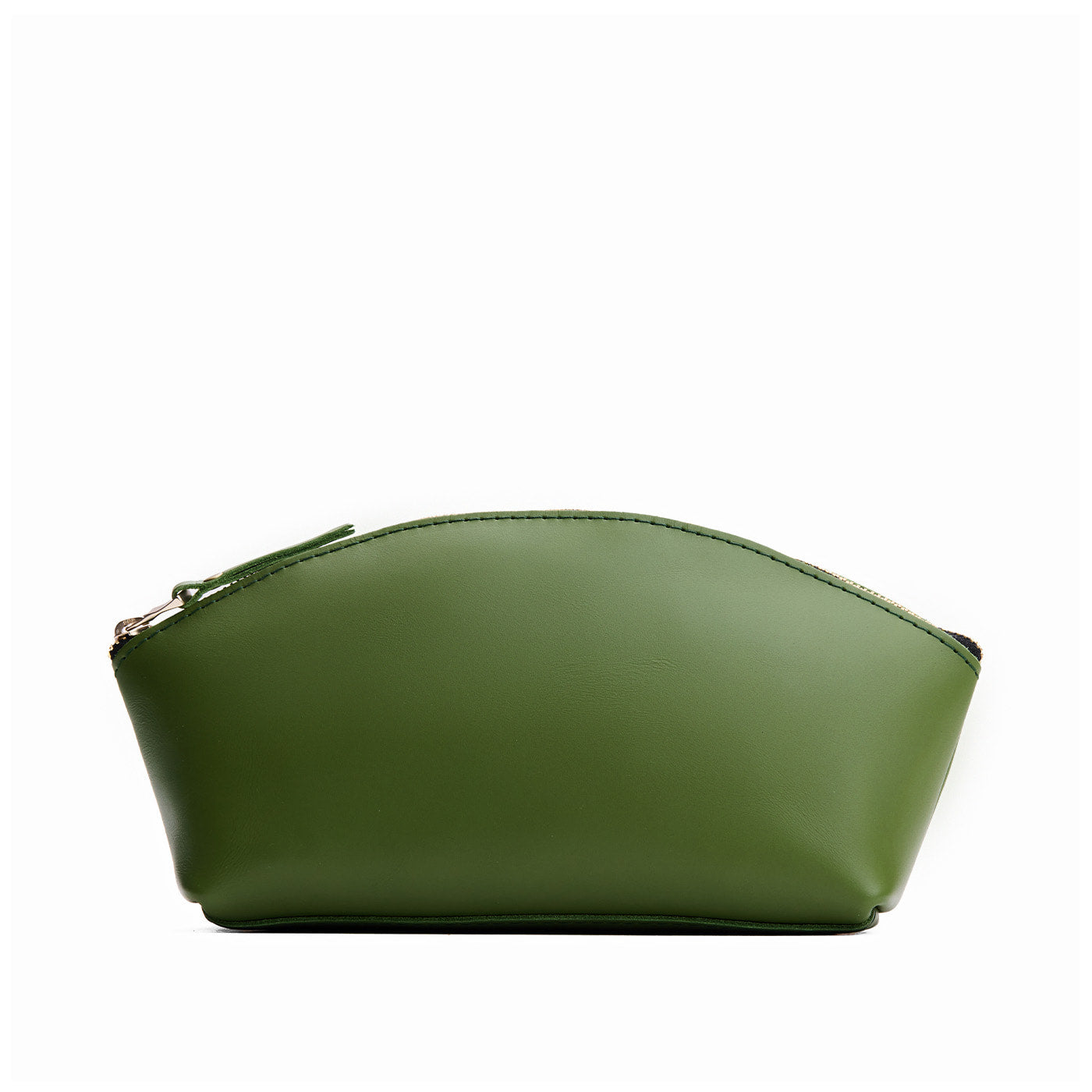 Cactus*Total Eclipse | Spacious leather makeup bag with curved seams and top zipper